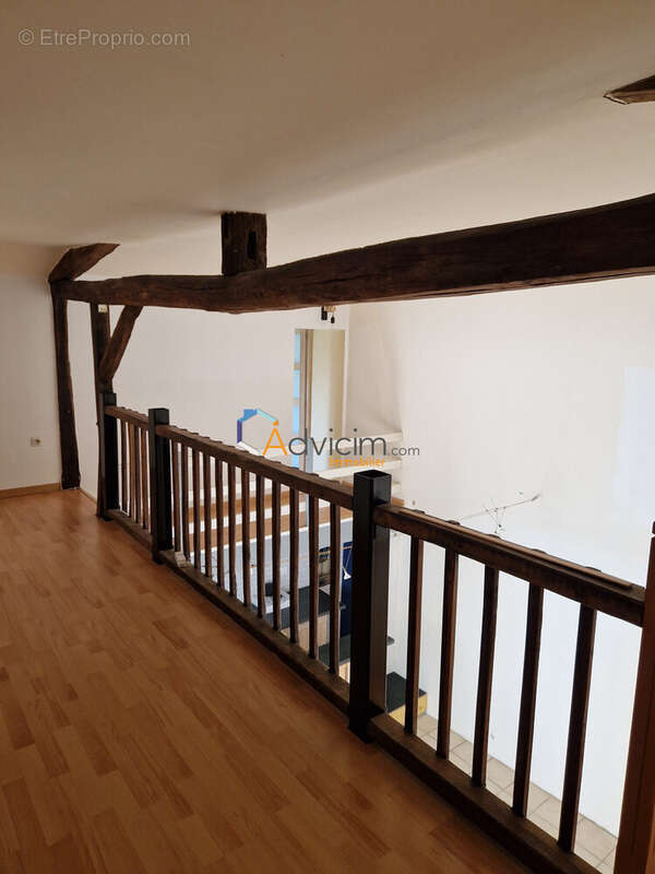 Maison 170 m² à Maille  - photo 9