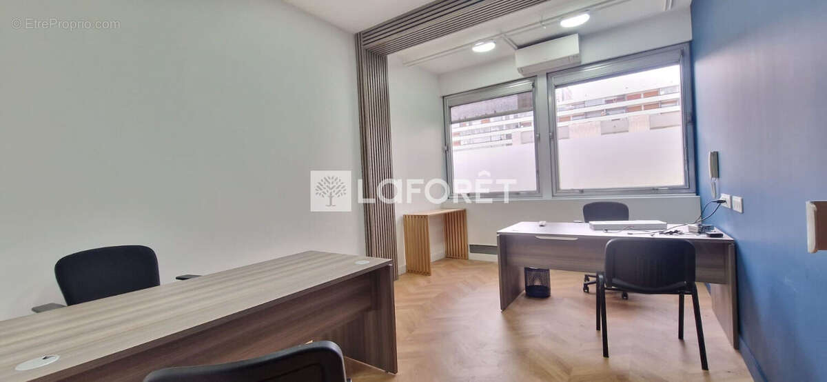 Commerce à SARCELLES