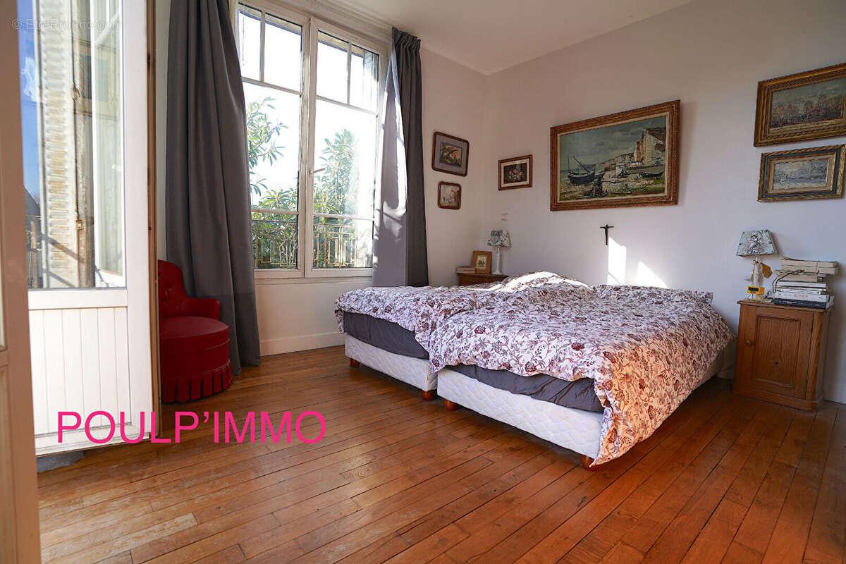 Appartement à LA CELLE-SAINT-CLOUD