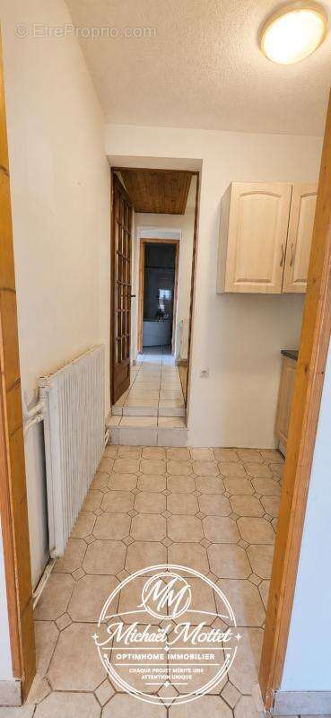 Maison de caractère 115 m² – 4 chambres, jardin clos, double garage en cœur de Caudebec-en-Caux - photo 8