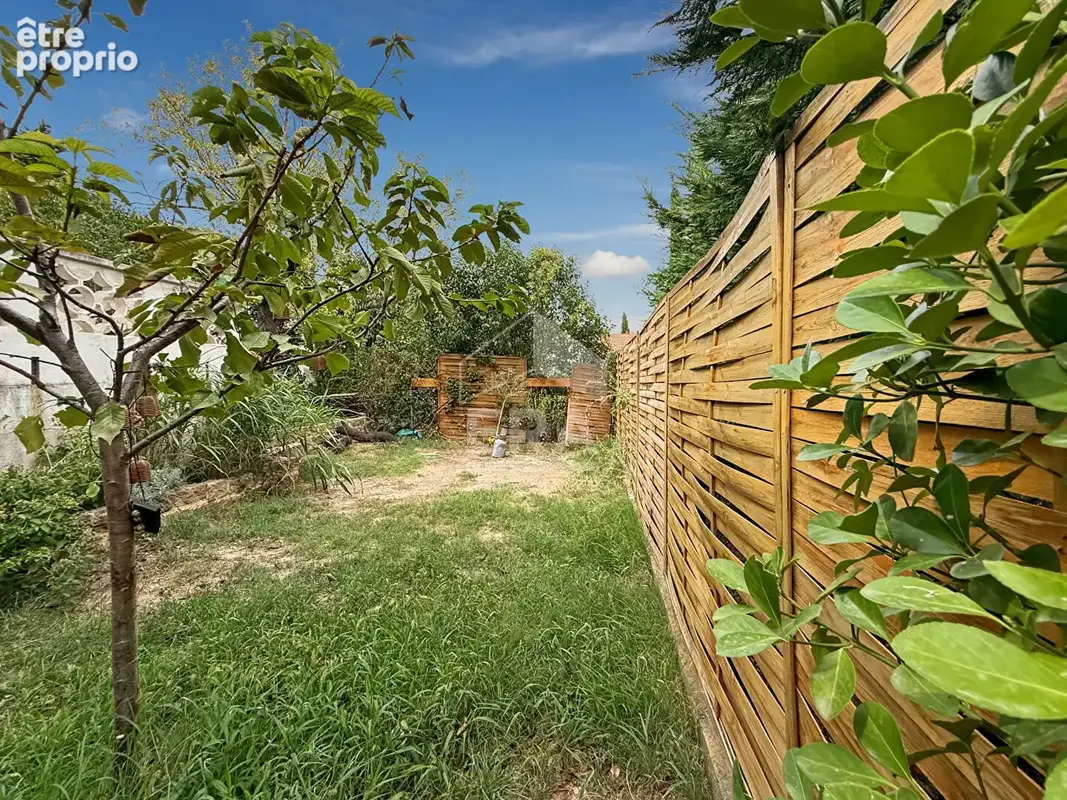 Appartement 82m² à châteaurenard - photo 2