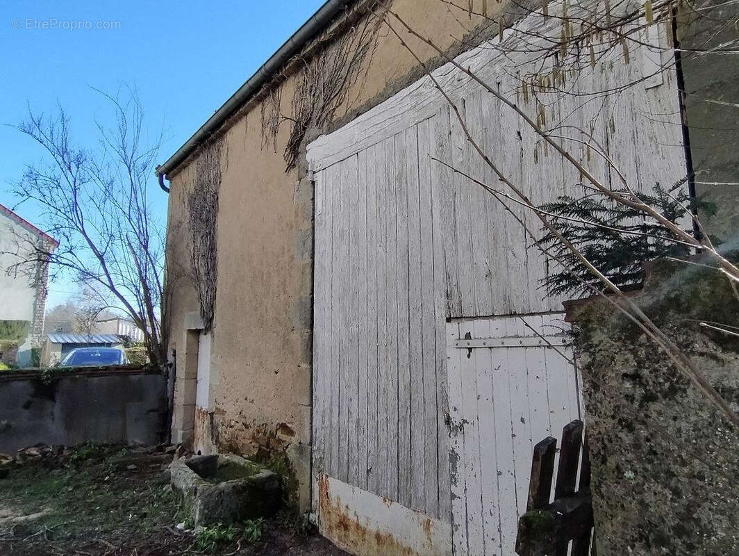 Maison à SAINTE-SEVERE-SUR-INDRE
