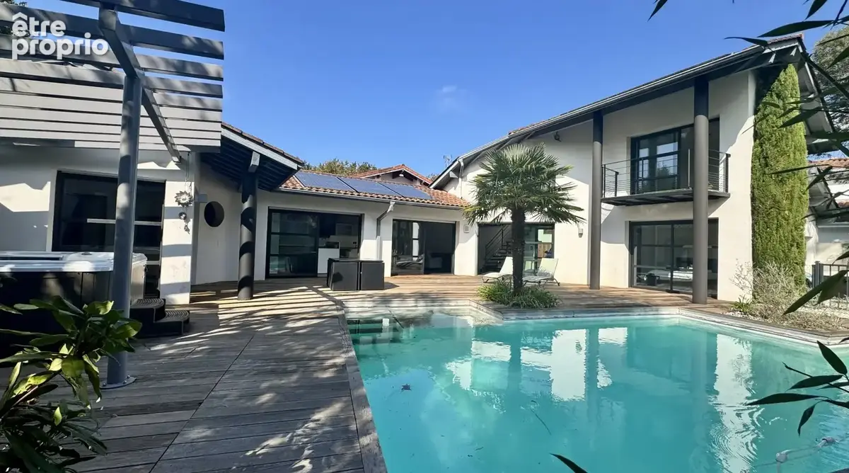 Villa d'architecte de type t5 de 136 m2 avec piscine - photo 4