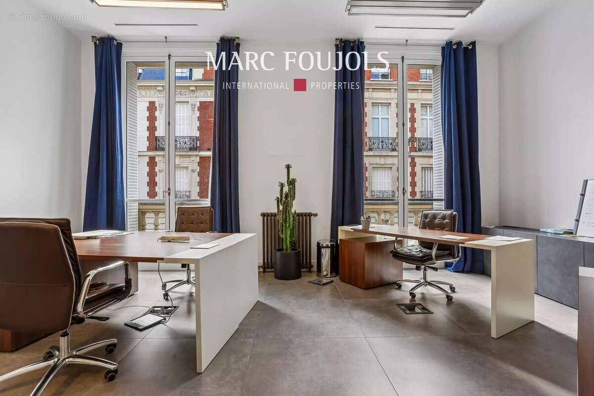 Paris 8 Monceau : immeuble de bureaux de 529 m² réparti sur 4 niveaux - photo 9