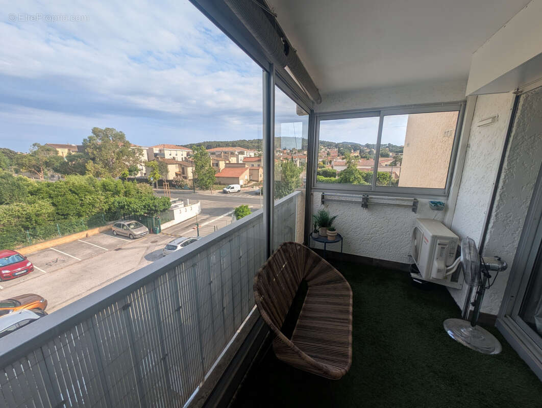 Appartement à SIX-FOURS-LES-PLAGES