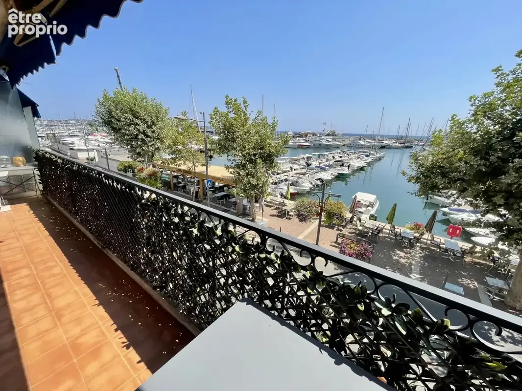 Photo Appartement à Vallauris au prix de 413 000€