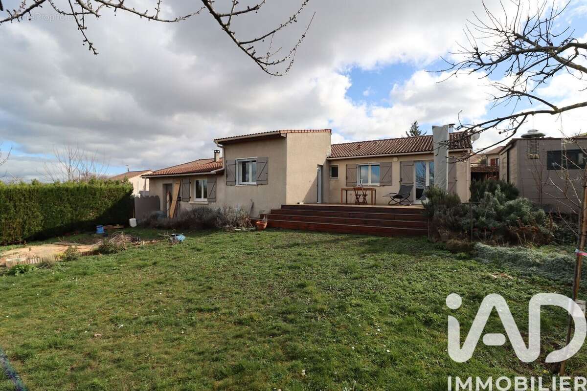 Photo 3 - Maison à SAINT-GEORGES-SUR-ALLIER