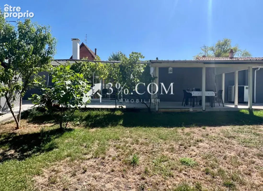 Maison familiale de plain-pied 3 chambres - Jardin, Terrasse - photo 2