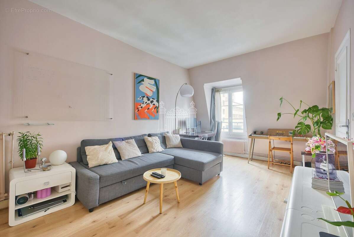 Appartement 34 m² à Paris-15e  - photo 2