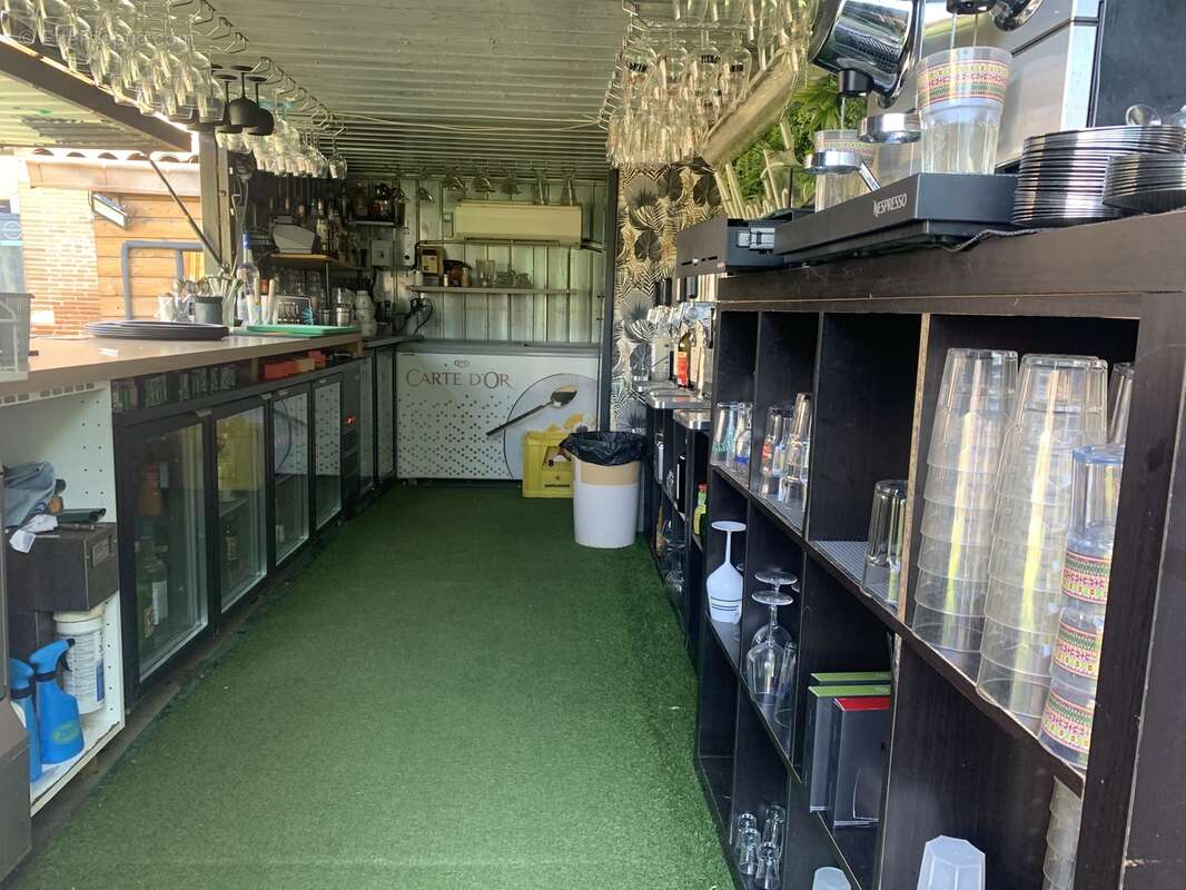 Commerce à DONNEVILLE