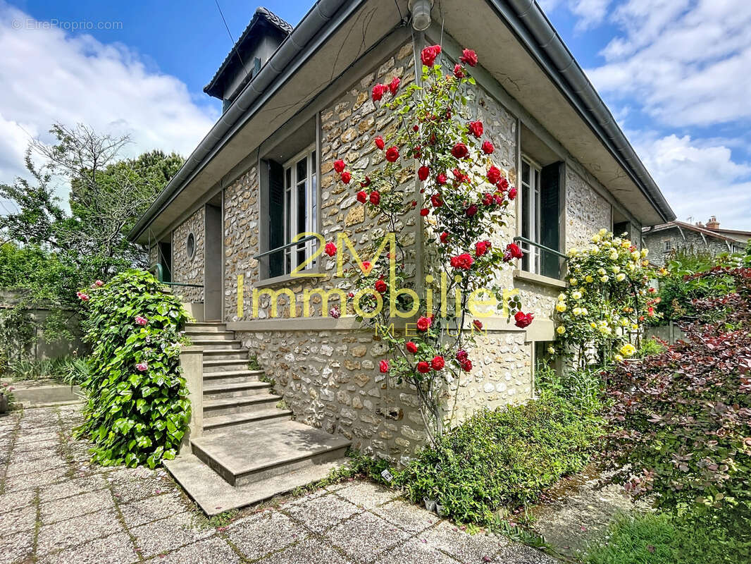 Maison à MELUN