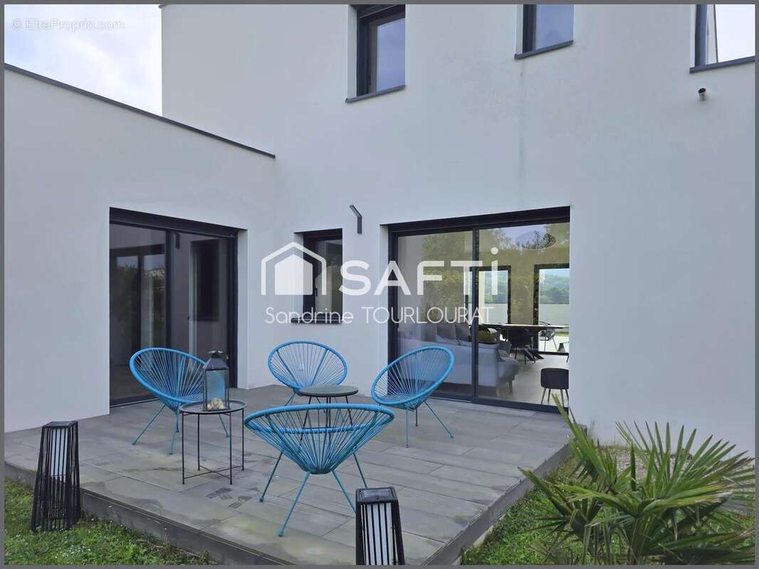 Maison 173 m² à Briord  - photo 3