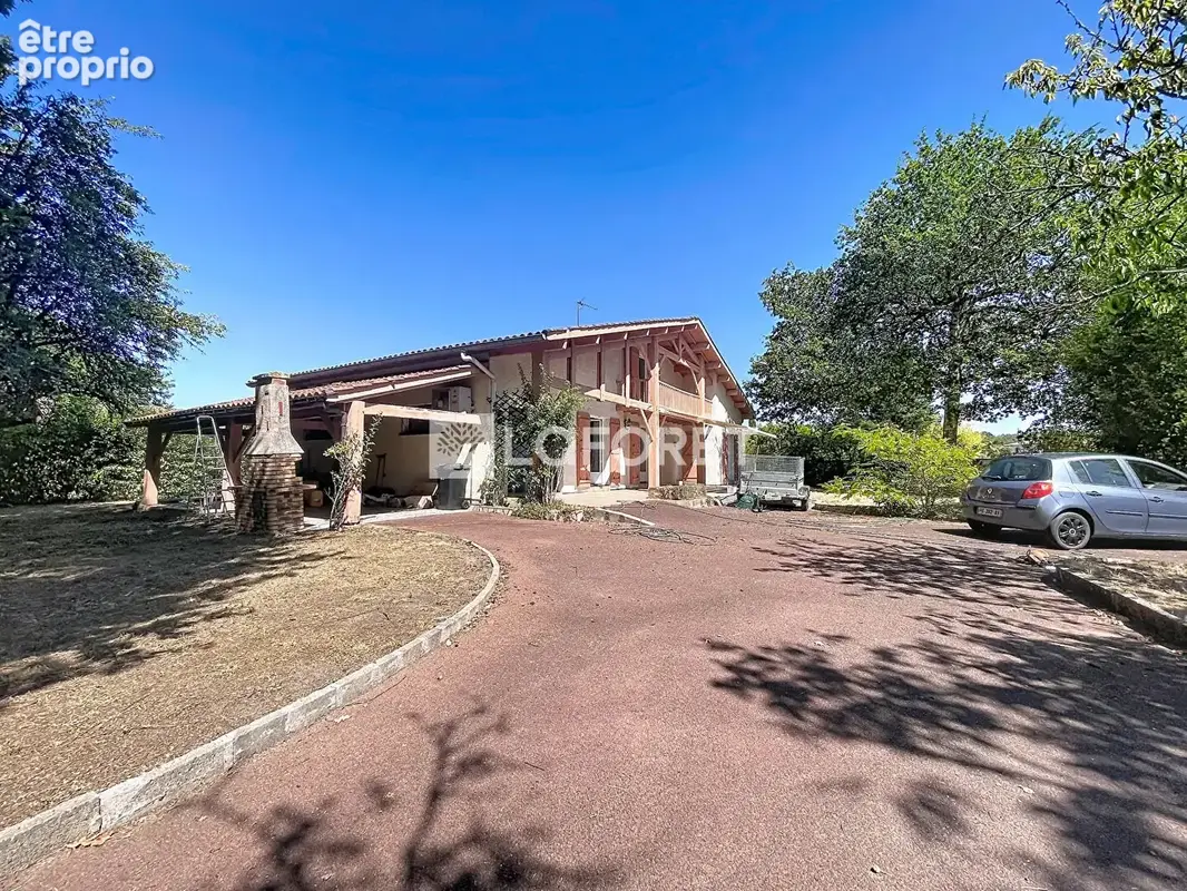 Maison à SALAUNES