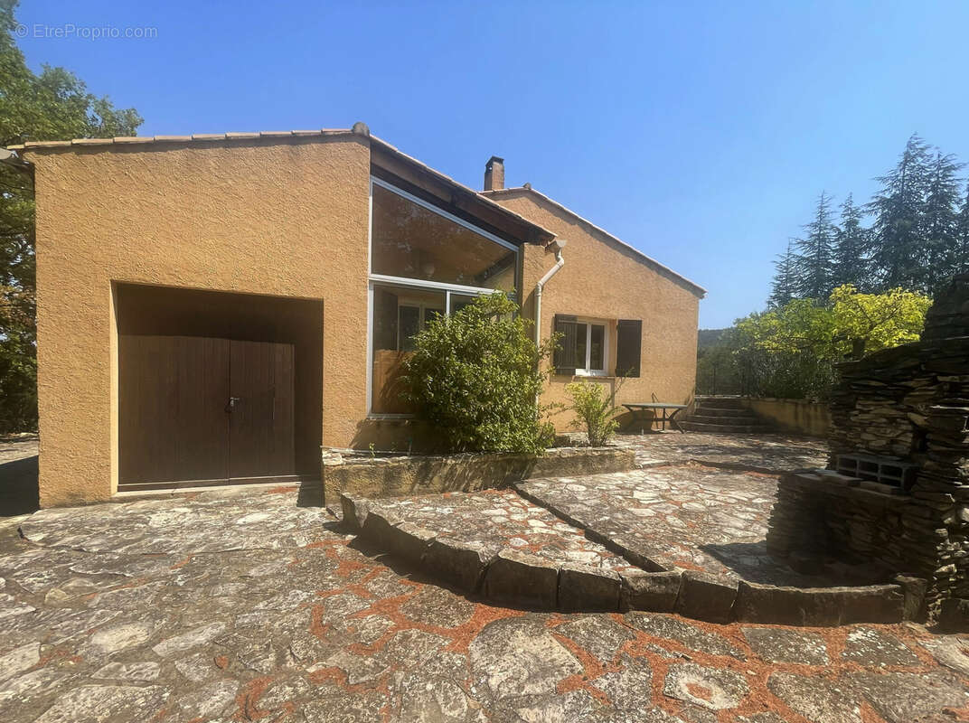 Maison à SAINT-ROMAN-DE-MALEGARDE