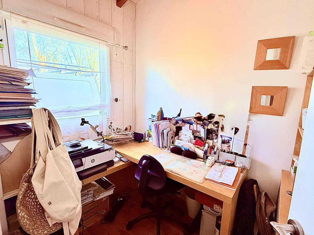 Maison à AMBARES-ET-LAGRAVE