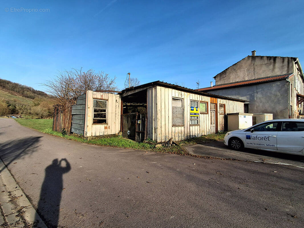 Terrain à CONTZ-LES-BAINS