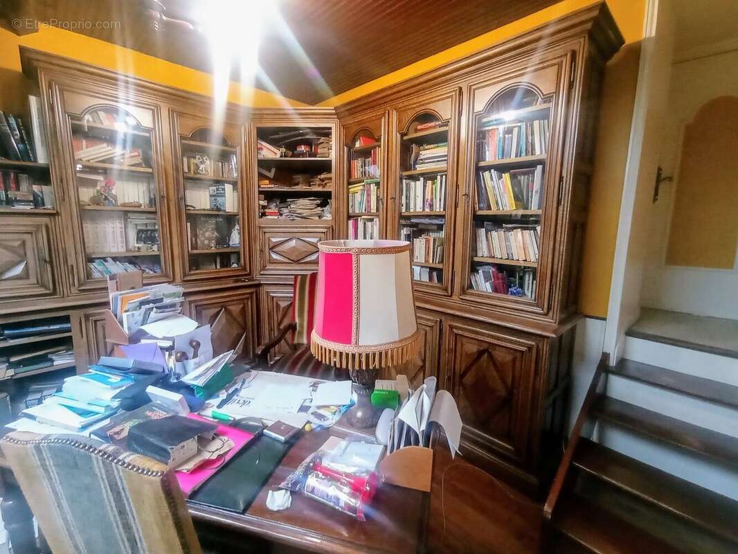 Maison de caractère sur terrain arboré constructible - photo 8