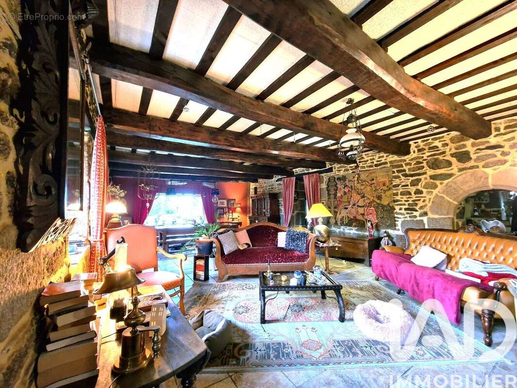 Maison 176 m² à Kergrist-Moelou  - photo 4