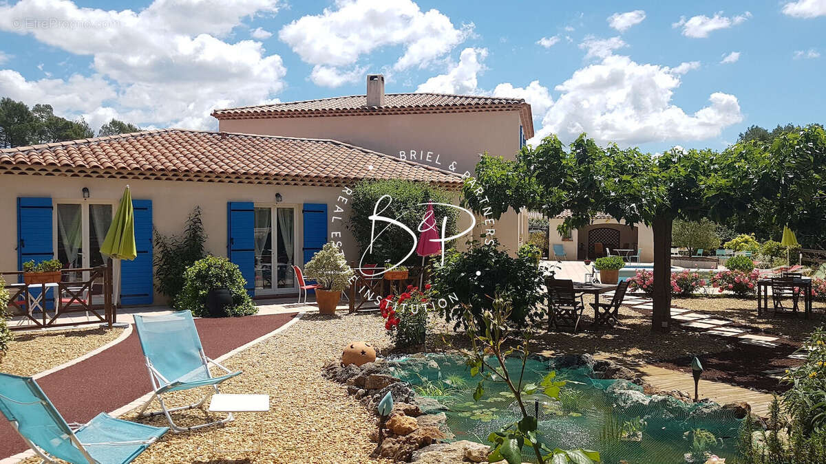 Maison à LORGUES