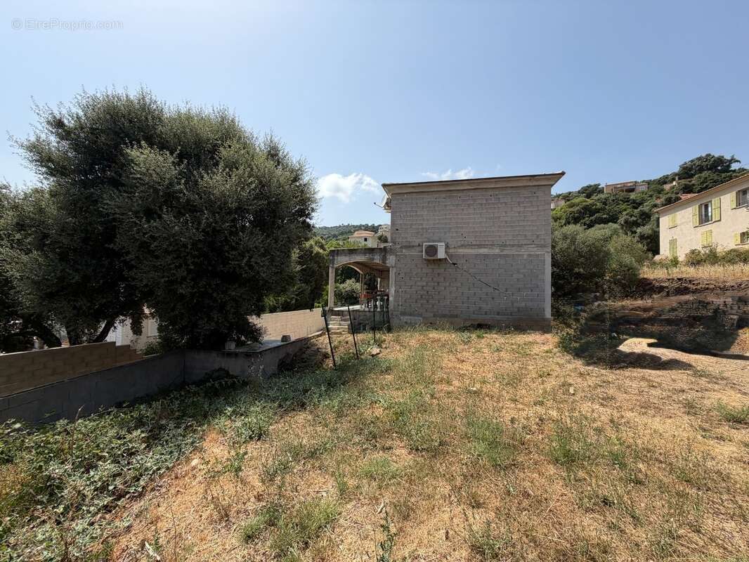 FURIANI (20) Maison à vendre 5 pièces de 136 m2 avec studio indépendante - photo 8