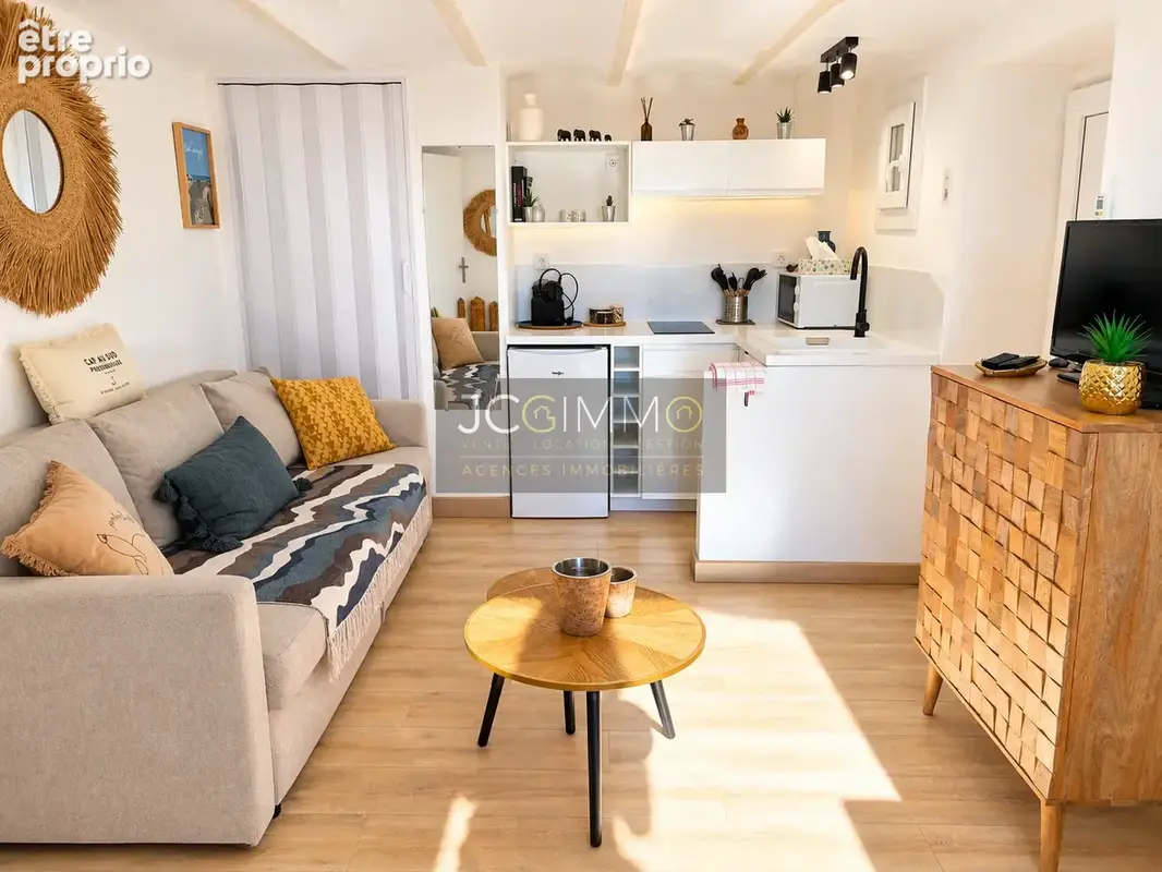 Appartement T1 entièrement rénové avec vue mer ! - photo 4