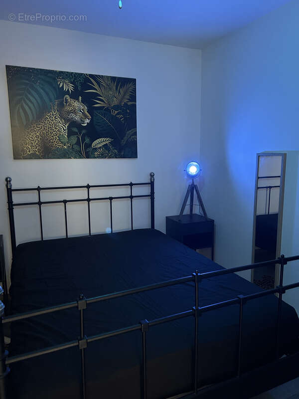 Appartement à CONTES