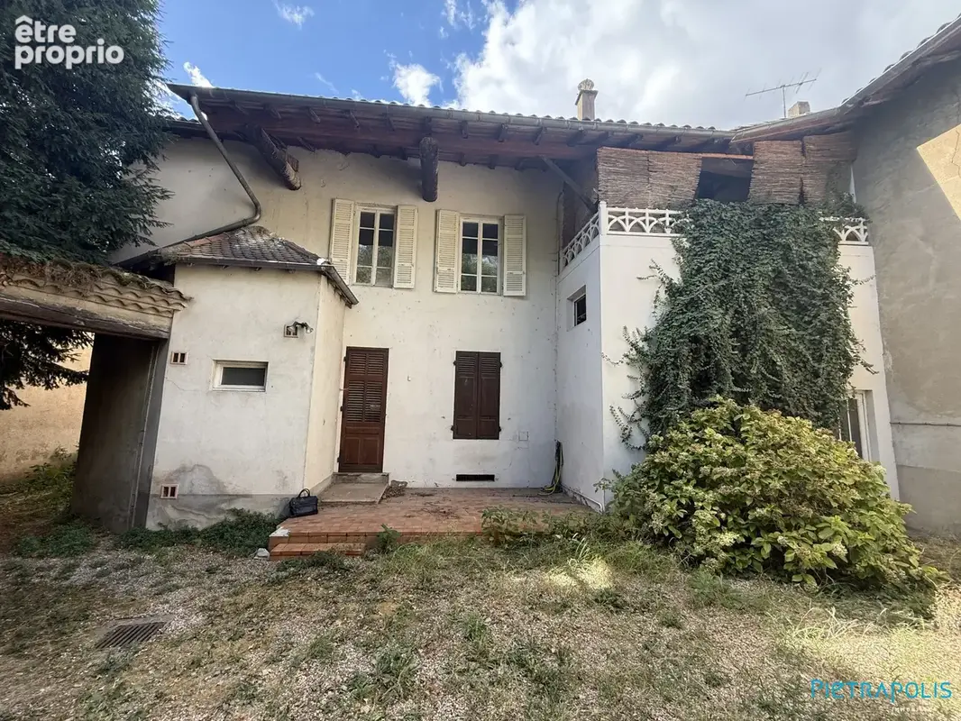 Maison à MONTMERLE-SUR-SAONE