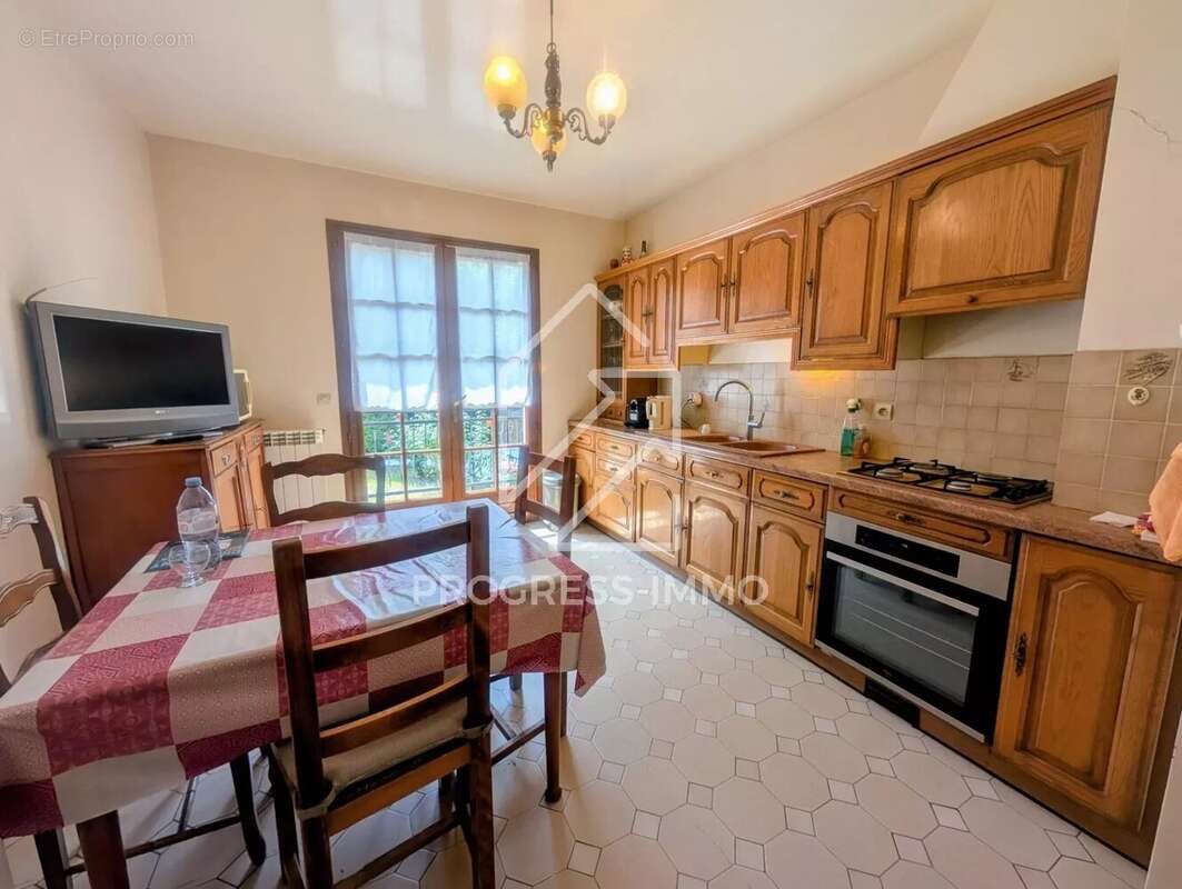 Maison à CHAMPIGNY-SUR-MARNE