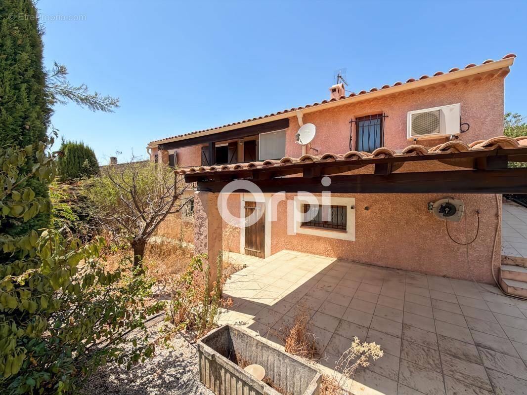 Maison à ROQUEFORT-LA-BEDOULE