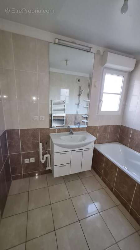 Appartement à GROSLAY