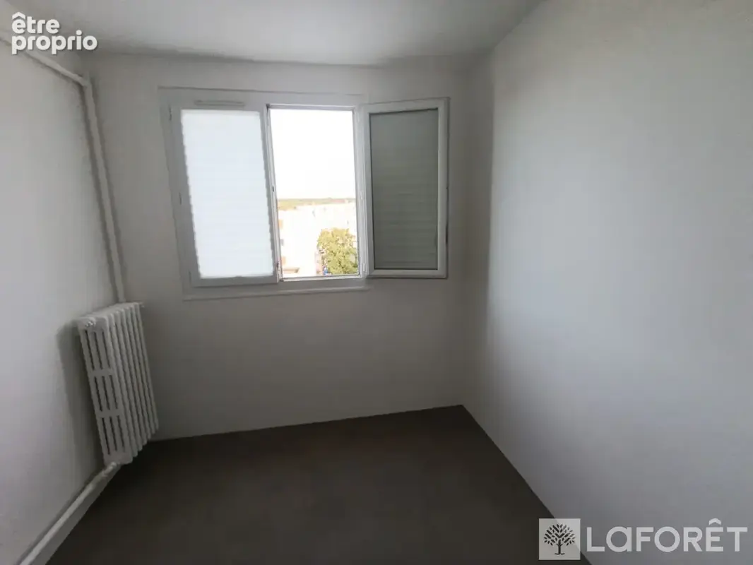 Livry-gargan ? 4 pièces 69 m² ? 3 chambres ? dernier étage ? balcon ? box ? cave - photo 10