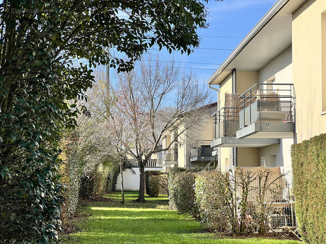 Appartement à AUCAMVILLE