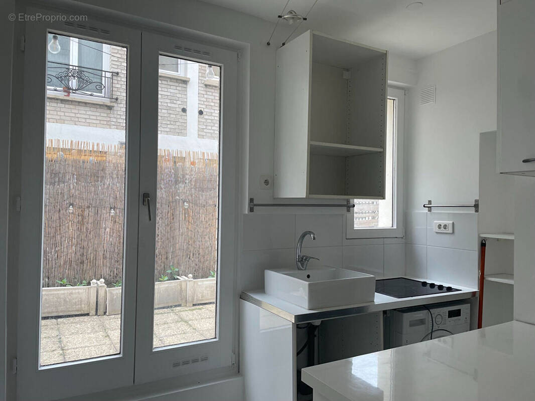Appartement à PARIS-11E