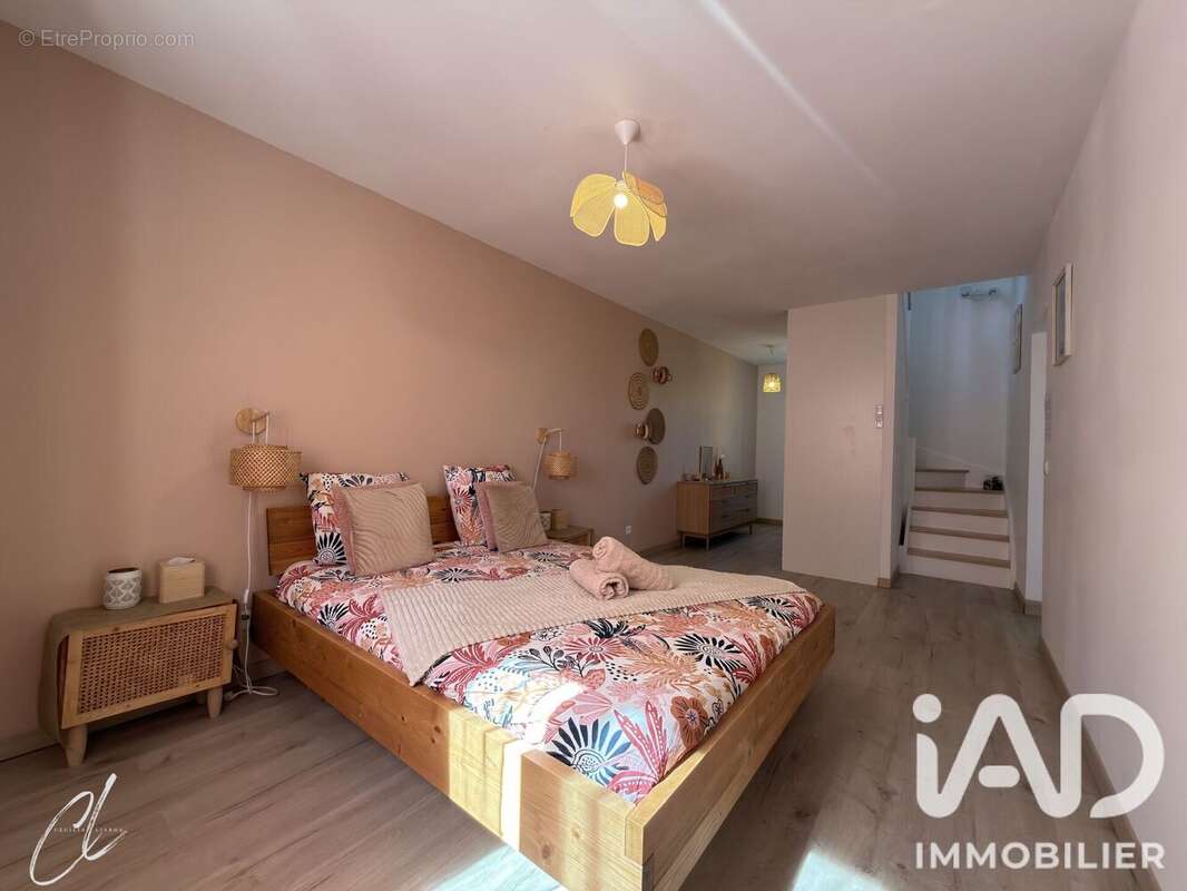 Maison 190 m² à Thoury-Ferottes  - photo 2