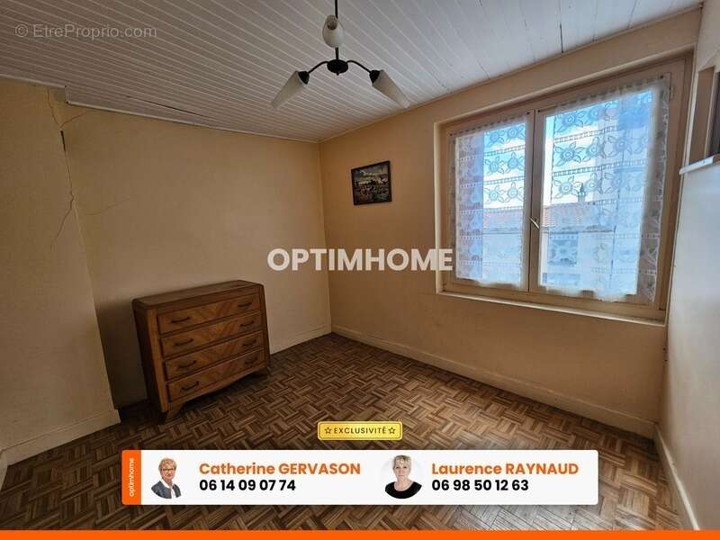 Maison à vendre 8 pièces - 6 chambres- terrain de 884 m2 -belle vue dégagée- LA ROCHE BLANCHE (63) - photo 15