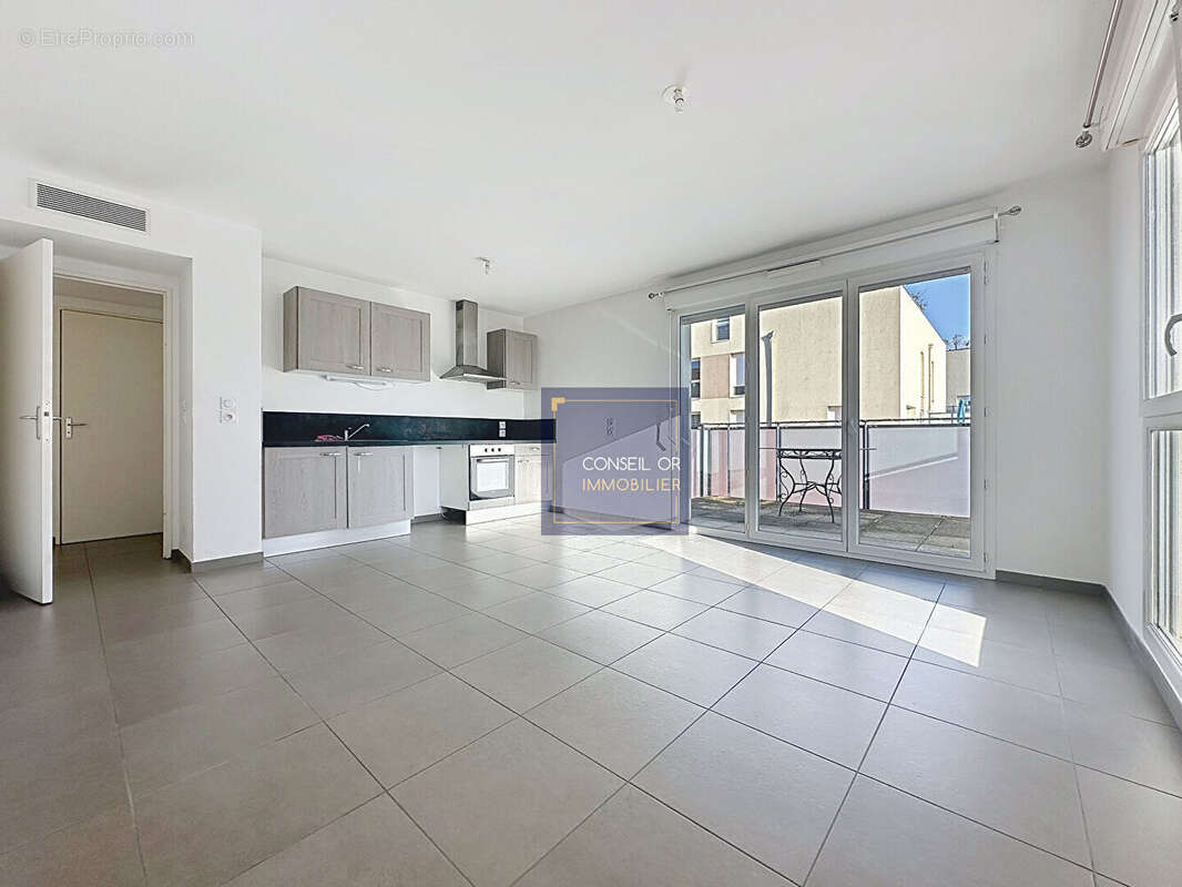 Appartement à VERNAISON