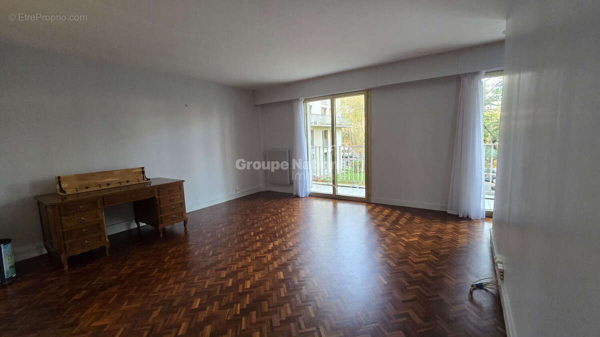 Appartement à VERSAILLES