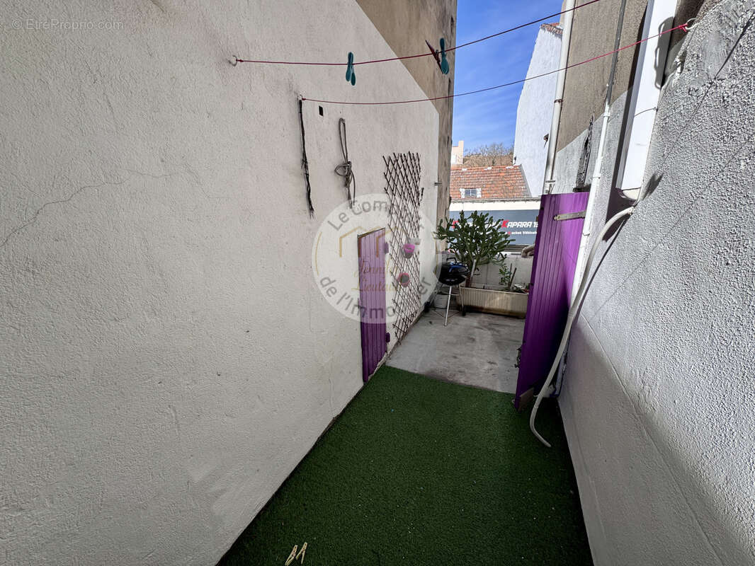 Appartement à MARSEILLE-16E