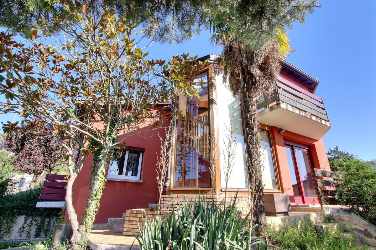 Maison à CLERMONT-FERRAND