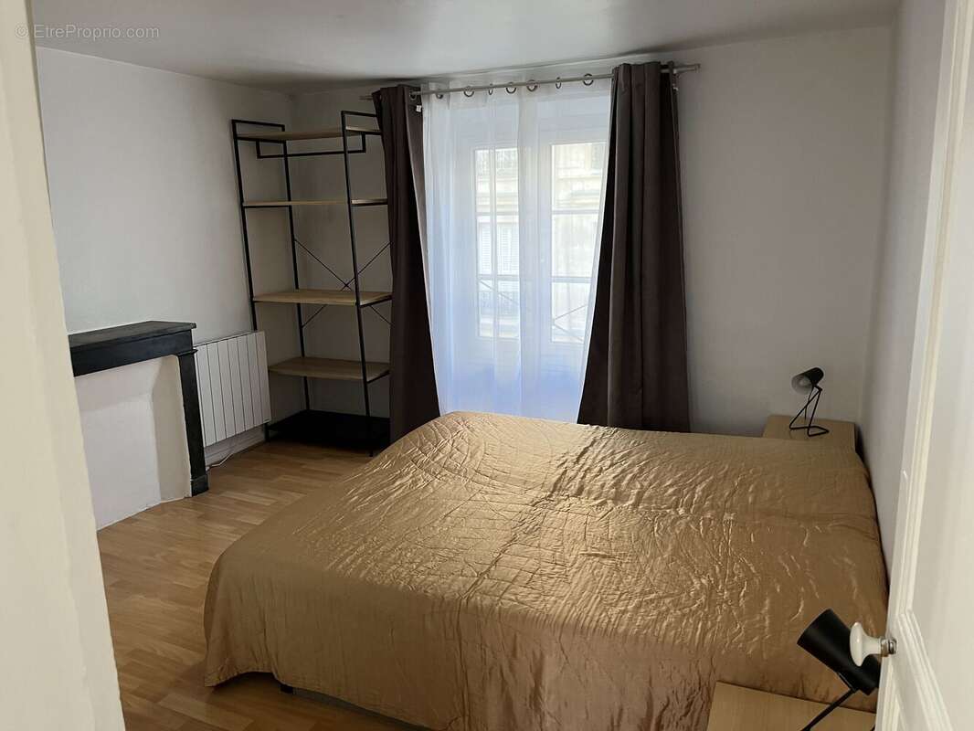 Photo 4 - Appartement à PARIS-3E