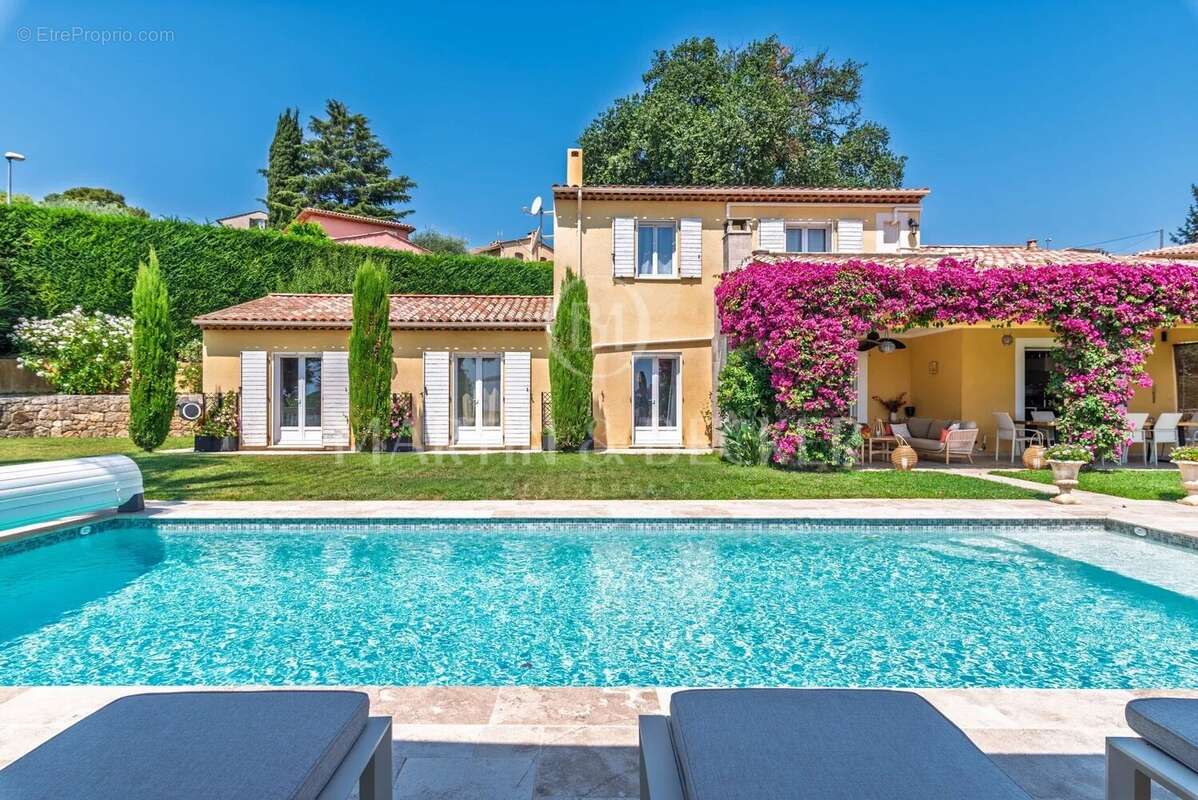 Maison à CAGNES-SUR-MER