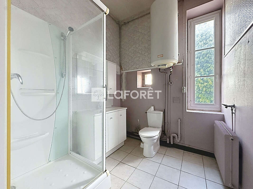 Appartement à SAINT-TRIVIER-SUR-MOIGNANS