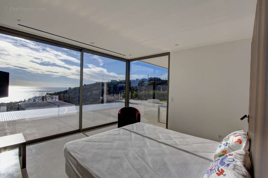 Maison à LES ISSAMBRES