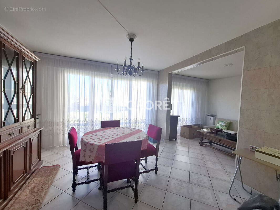 Appartement à VILLEMOMBLE