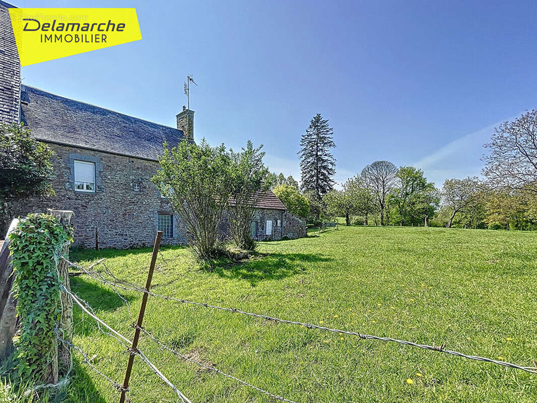 Maison à LA ROCHELLE-NORMANDE