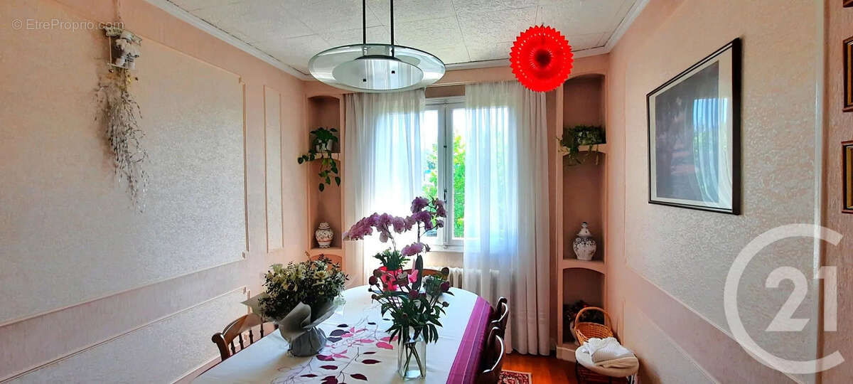 Maison à LE CREUSOT