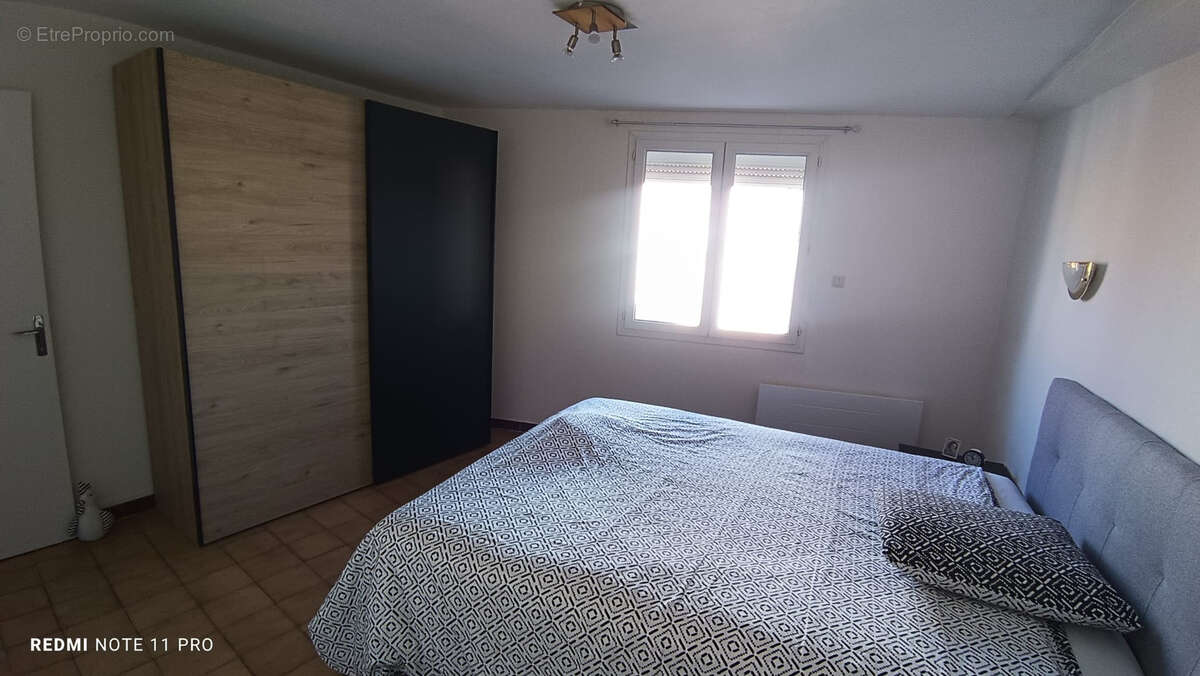 Appartement à SAINT-LAURENT-DE-LA-SALANQUE