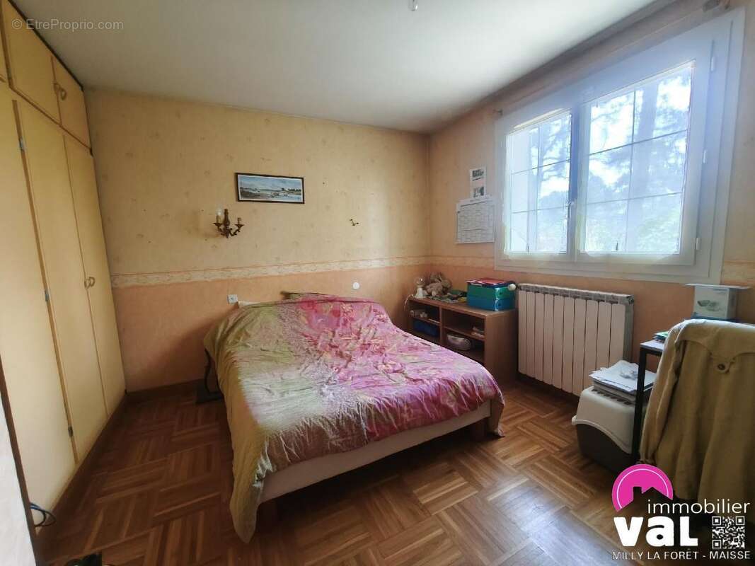 Maison à MILLY-LA-FORET