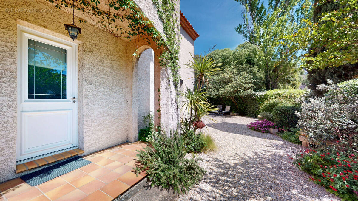 Maison à NIMES