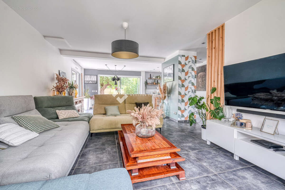 Maison 132 m² à Thorigny-Sur-Marne  - photo 2
